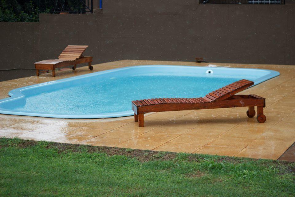 Cabanas Paseo Del Yacaratia Puerto Iguazú Esterno foto